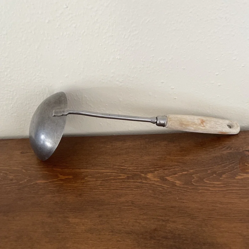 Vtg EKCO Eterna Wood handle‎ 10